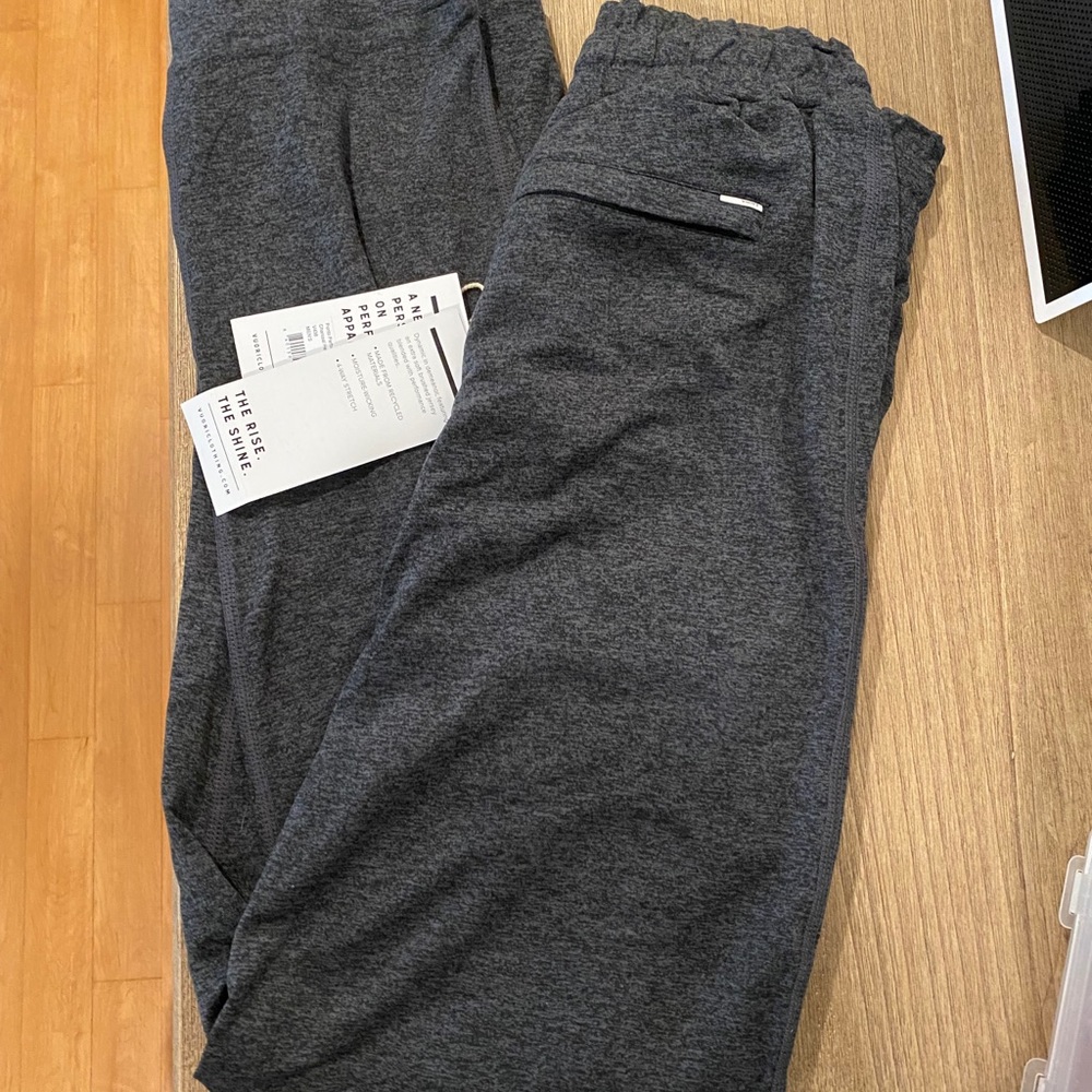 Vuori Mens Ponto Performance Jogger - heather gray